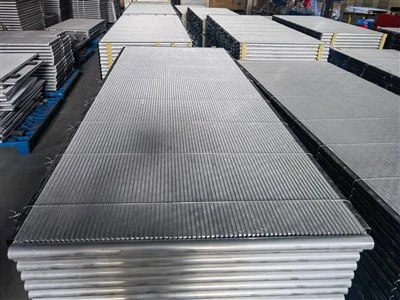 Bobina dello scambiatore di calore del condensatore a microcanali